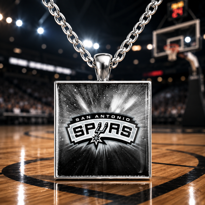 Spurs Necklaces